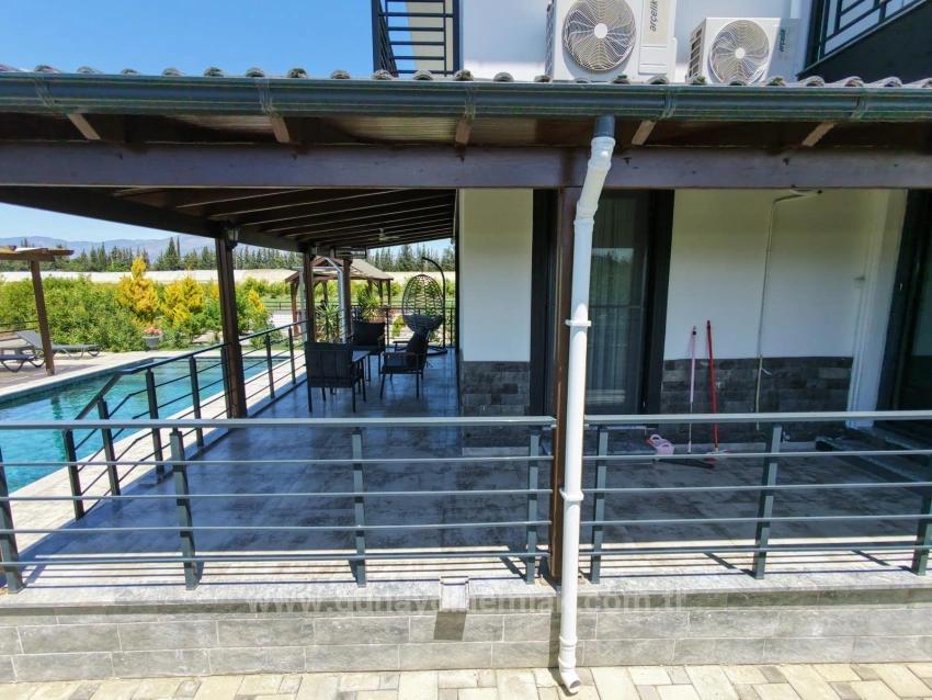 Farmhouse And Land For Sale In Dalyan Eskiköy, 14 Acres