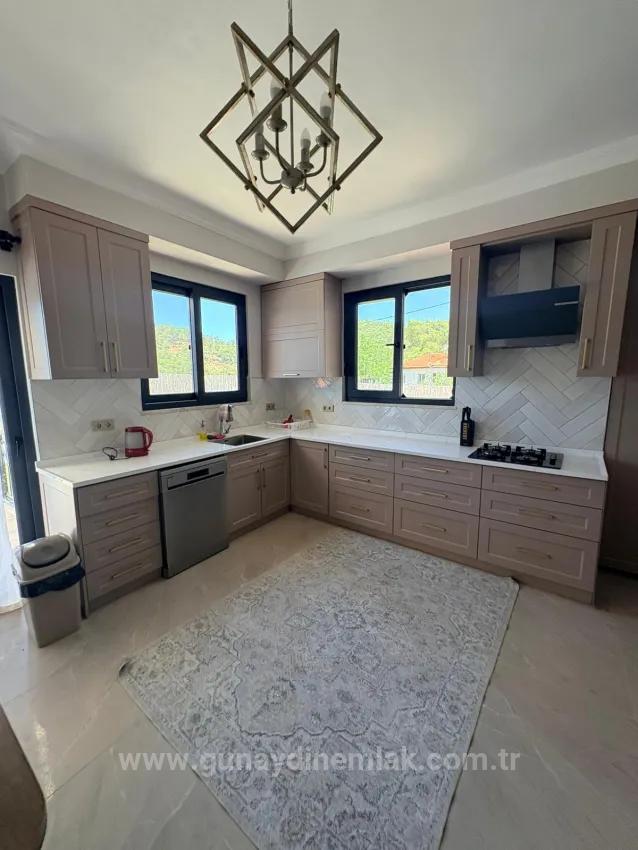 Tepearası Neighbourhood's 4+1 Detached Pool Villa