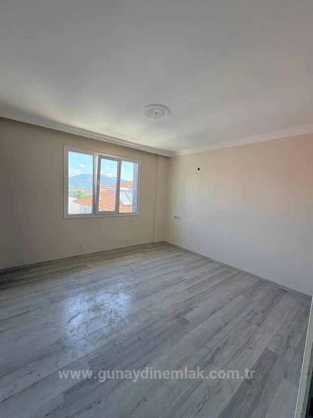 Location Ortaca Karaburun In 130 M² Spacious 3+1 Rental Flat - Parent Bathroom