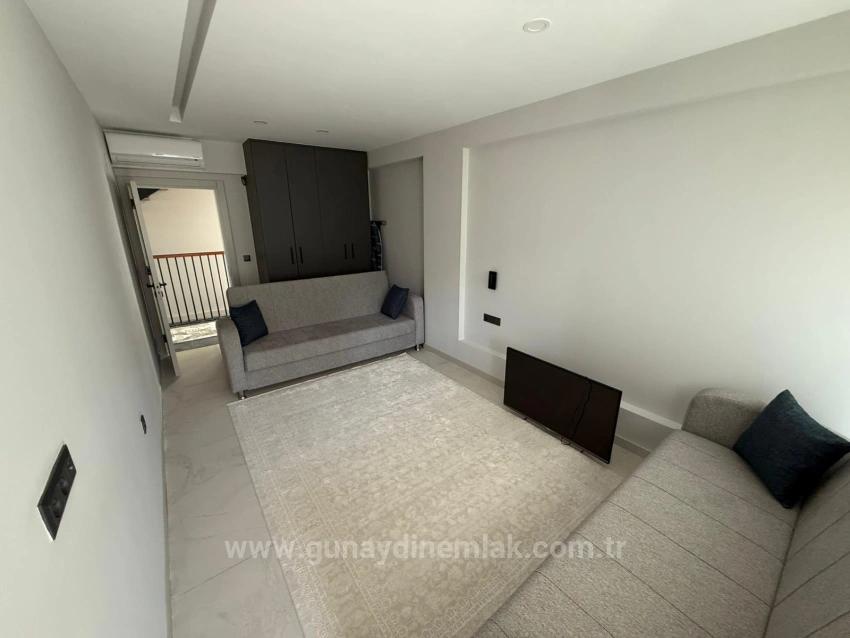 Günaydın Real Estate Offers An Ultra-Luxury Triplex 6+1 Detached Villa With A Private Pool In Çaylı.