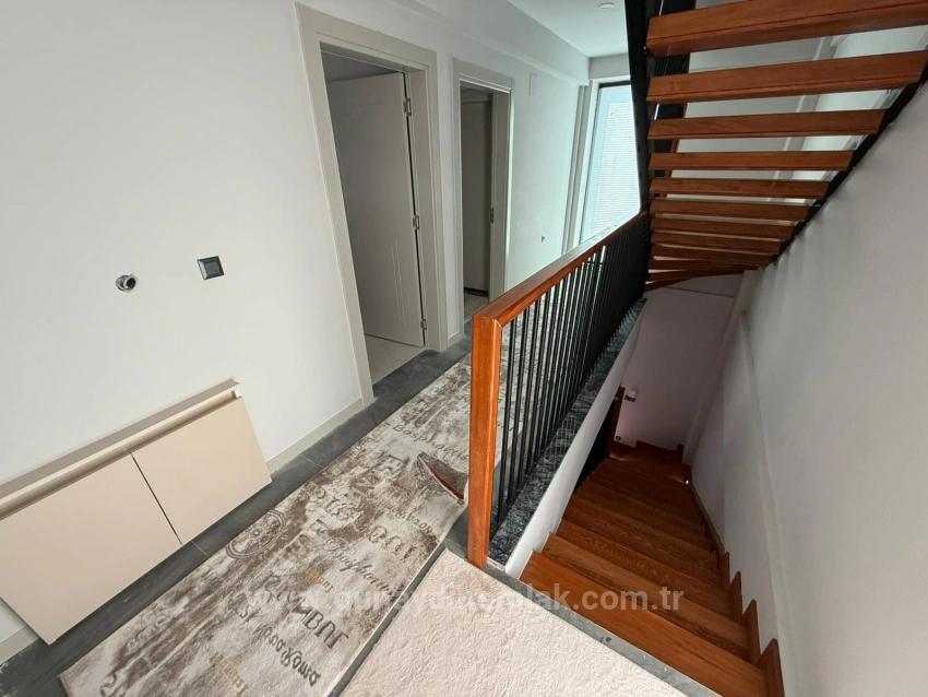 Günaydın Real Estate Offers An Ultra-Luxury Triplex 6+1 Detached Villa With A Private Pool In Çaylı.