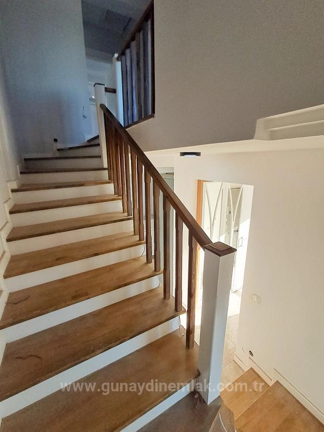 Luxury 3+1 Villa With Covered Parking For Sale In Ortaca Karaburun Neighborhood