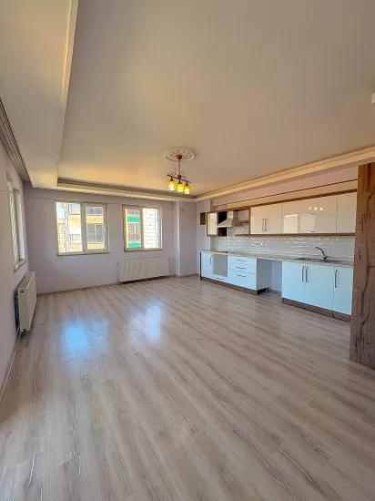 Ortaca Cumhuriyet Neighbourhood Central-Heated 3+1 Rental Flat