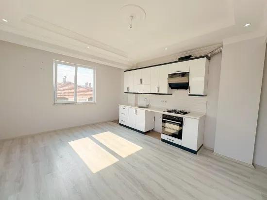 Renters The Rental 1+1 Flat - Built-In Set