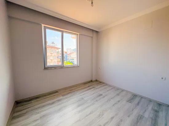 Renters The Rental 1+1 Flat - Built-In Set