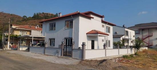 For Sale From Günaydın Real Estate: 316 M2 Plot Of Land With A 2-Story House.