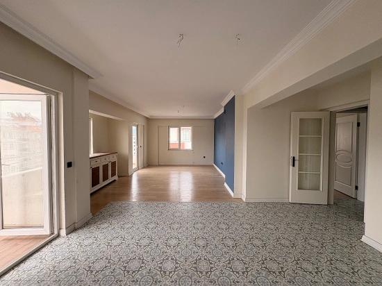 Spacious 3+1 Apartment For Sale In Cumhuriyet Neighborhood, Ortaca, Muğla.