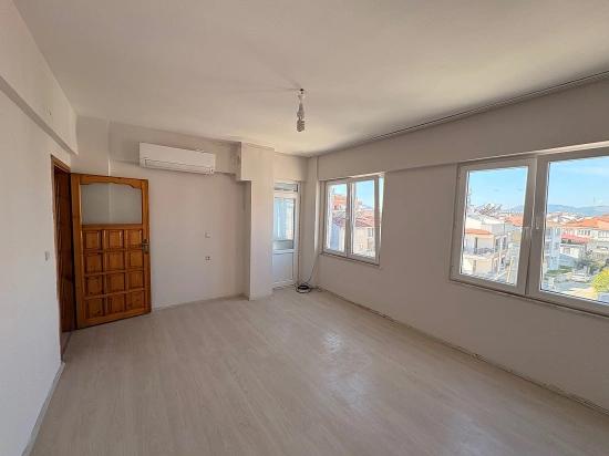 2+1 Apartment With Closed Kitchen For Sale In Karaçalı Neighborhood, Dalaman, Muğla.