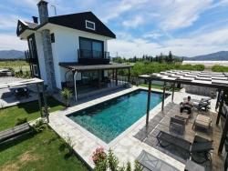 4+1 Bedroom Farm House For Sale in Eskiköy Nbh. Ortaca - 14.100 m²
