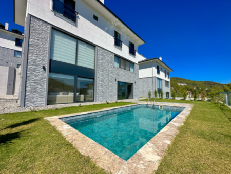 Muğla Ortaca Sarıgerme De 245 M2 4 1 Furnished Tribleks Villa For Sale.