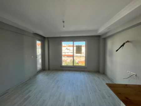 Apartment For Sale In The Center Of 3 1 In Ortaca Terzialiler Neighborhood