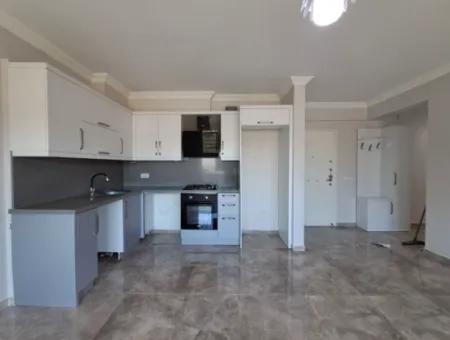Ortacada Spacious 2 1 Apartment For Rent
