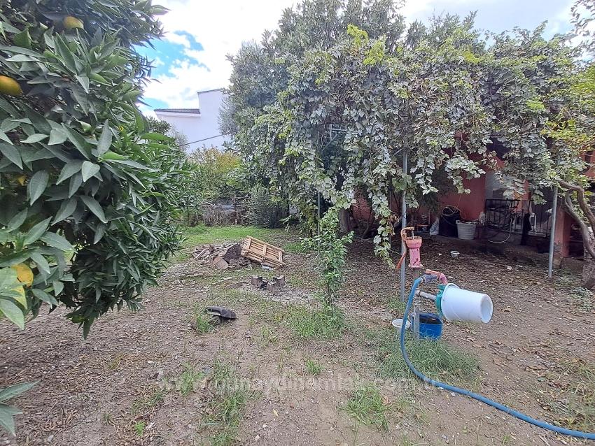 Продаётся Отдельный Участок Площадью 302 М2 В Районе Даламан Хюрриет