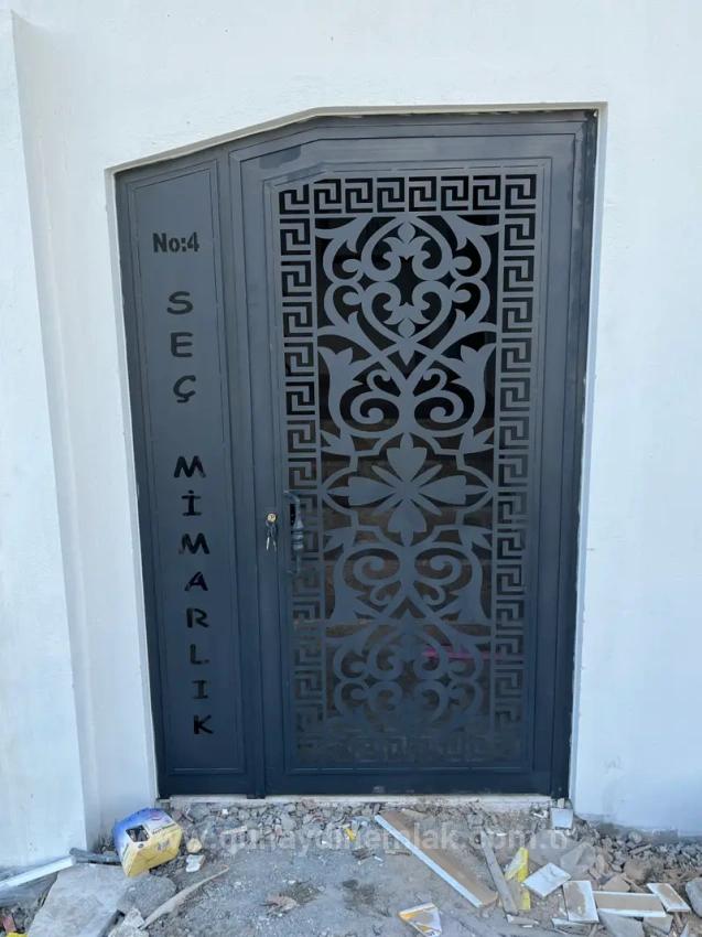 Большая Квартира 1+1 Со Шкафом И Ставнями, Без Мебели В Аренду В Ортаджа-Чайлы