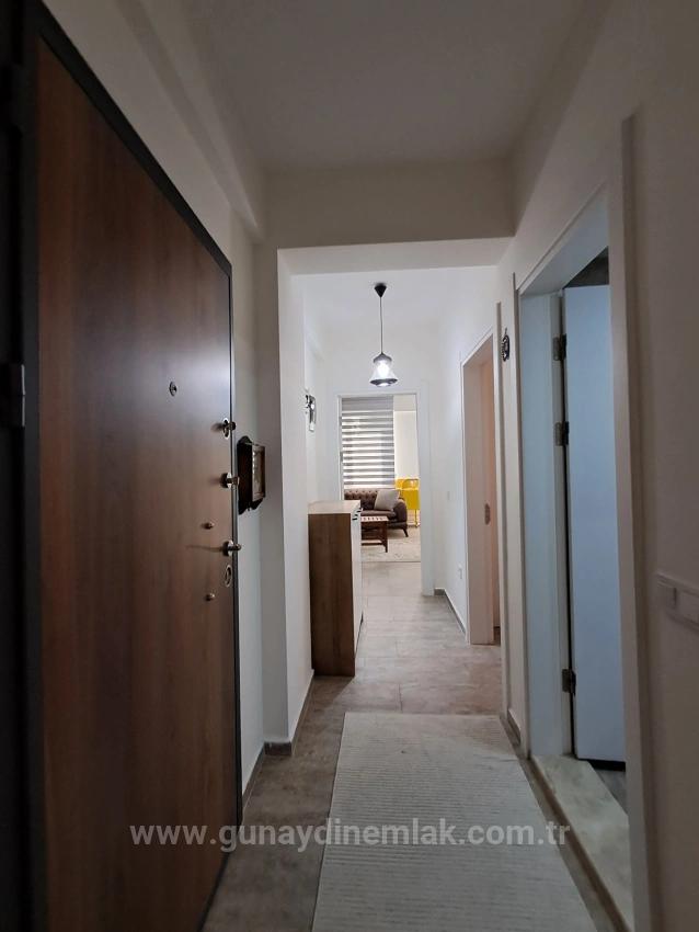 Günaydin Emlaktan Karaburunda Havuzlu Site Eşyali 2+1 Kiralik Daire