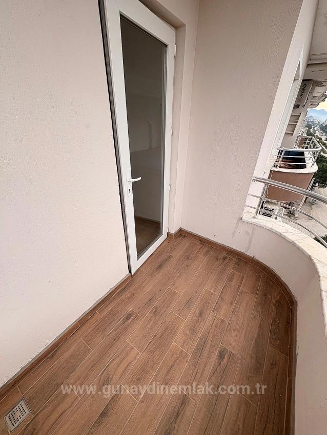 Продается Просторная Квартира 3+1 В Районе Джумхуриет, Ортача, Мугла.