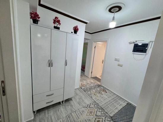 Квартира 3+1 С Ванной Комнатой На Бульваре В Районе Карабурун, Ортача.