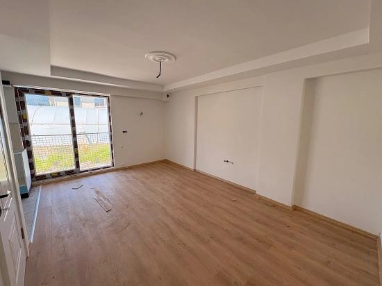 Продается Просторная Квартира 1+1 В Районе Карабурун, Ортача.