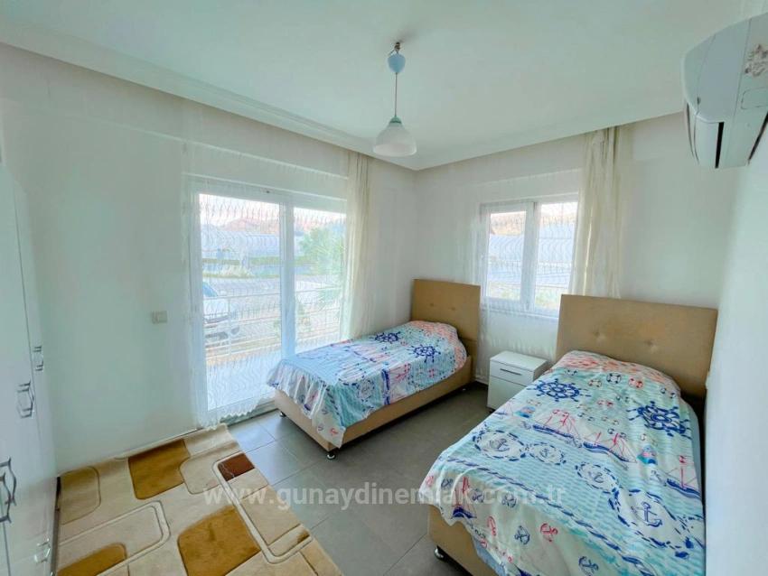 Ortaca Karaburunda Eşyalı 2+1 Geniş Satılık Daire