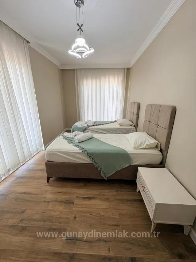 Ortaca Cumhuriyet Mahallesi'nde 4+1 Havuzlu Villa