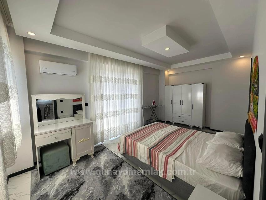 Dalyan Metinlerde Havuzlu 3+1 Satılık Villa