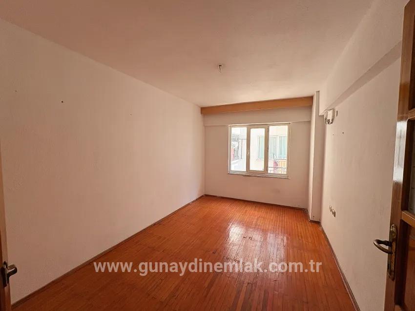 Merkezi Konumda Kapalı Mutfak 2+1 Daire - Kiralık