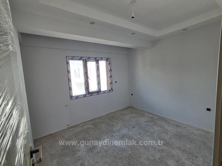 Ortaca Bahçelievlerde Havuzlu Lüks Sitede 1+1 Satılık Daire