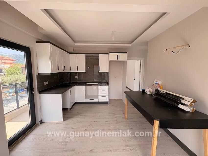 Ortaca Karaburun Mah. Satılık 2+1 Daire - 65 m²
