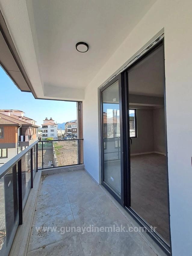 Ortaca Karaburunda Yüzme Havuzlu 2+1 Kiralık Daire