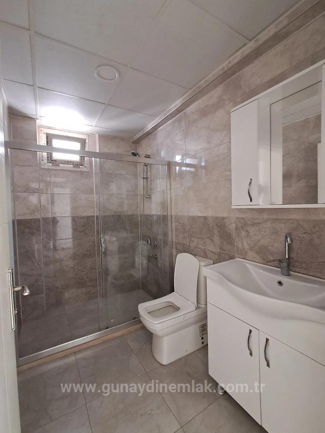 Ortaca Karaburunda Cam Balkonlu 1+1 Daire