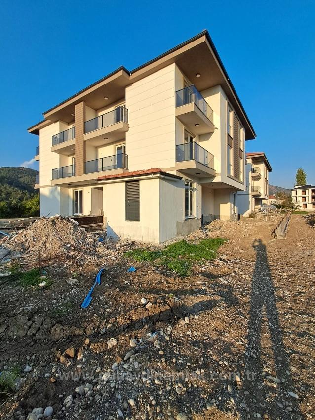 Ortaca Çaylı Da Yüzme Havuzlu 2+1 Satılık Daire