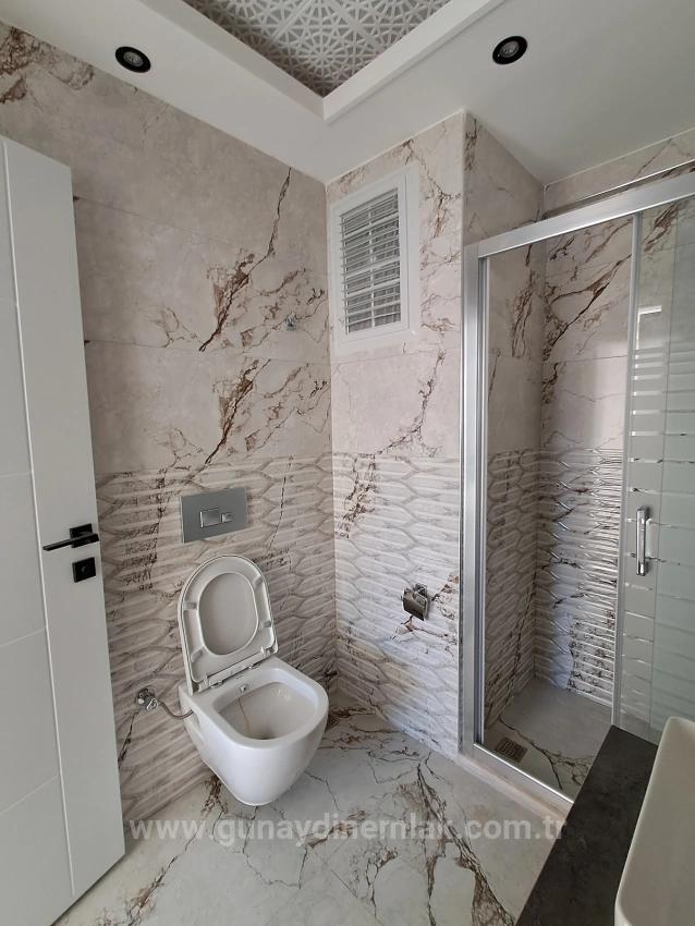 Ortaca Cumhuiyet De Yüzme Havuzlu Yerden Isıtmalı Satılık 1+1 Daire