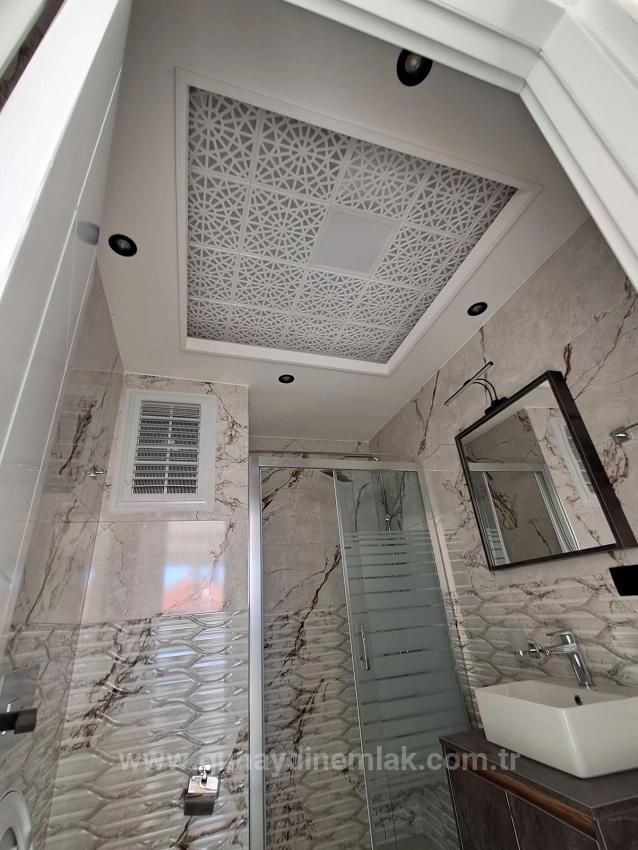 Ortaca Cumhuiyet De Yüzme Havuzlu Yerden Isıtmalı Satılık 1+1 Daire