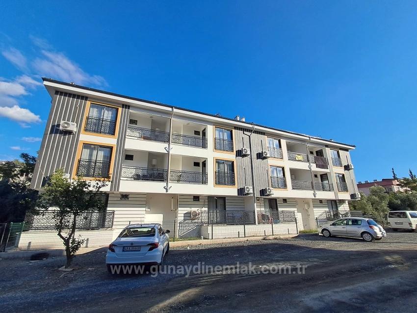 Ortaca Karaburun Da Geniş Eşyasız 1+1 Satılık Daire