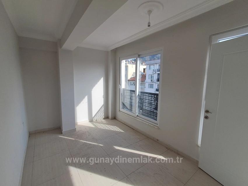 Günaydın Emlaktan Cadde Üzeri 1+1 Sıfır Kiralık Daire