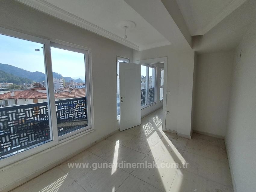 Günaydın Emlaktan Cadde Üzeri 1+1 Sıfır Kiralık Daire