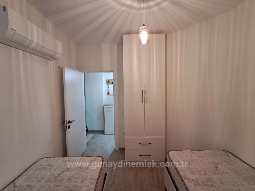 Günaydın Emlaktan Karaburunda Havuzlu Site Eşyalı 2+1 Kiralık Daire