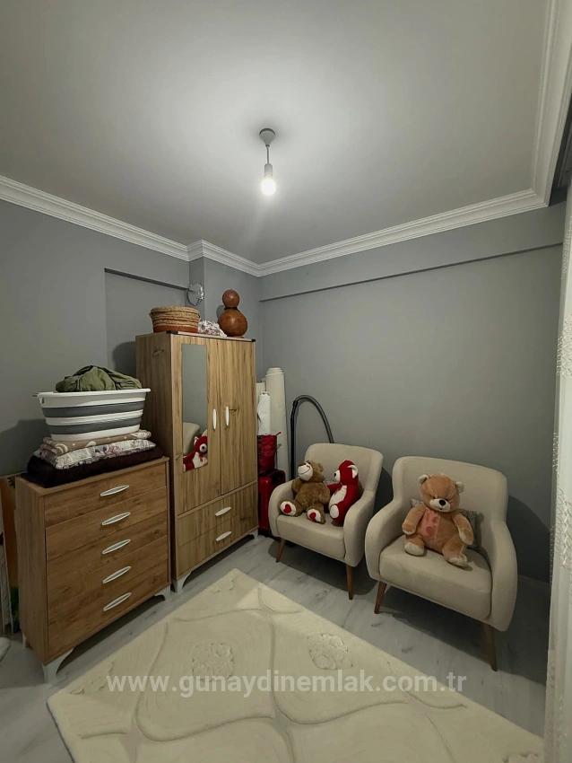 Günaydın Emlaktan Merkezde Satılık 2+1 Daire