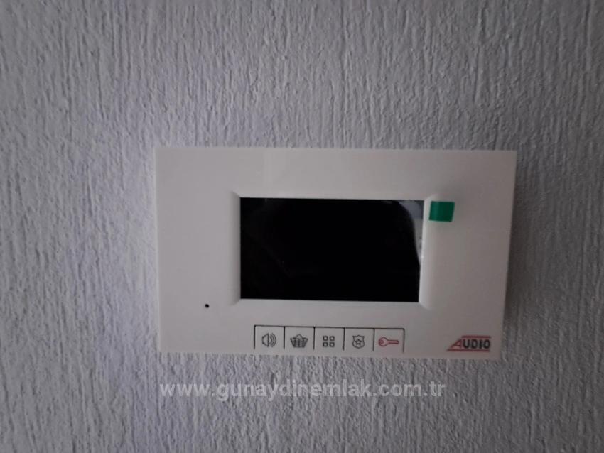 Günaydın Emlaktan Karaburunda Satılık Gizli Mutfaklı 2+1 Daire