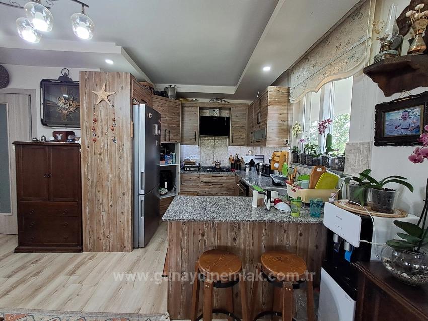 Günaydın Emlaktan Bahçelievlerde Müstakil Girişli 2+1 Satılık Daire