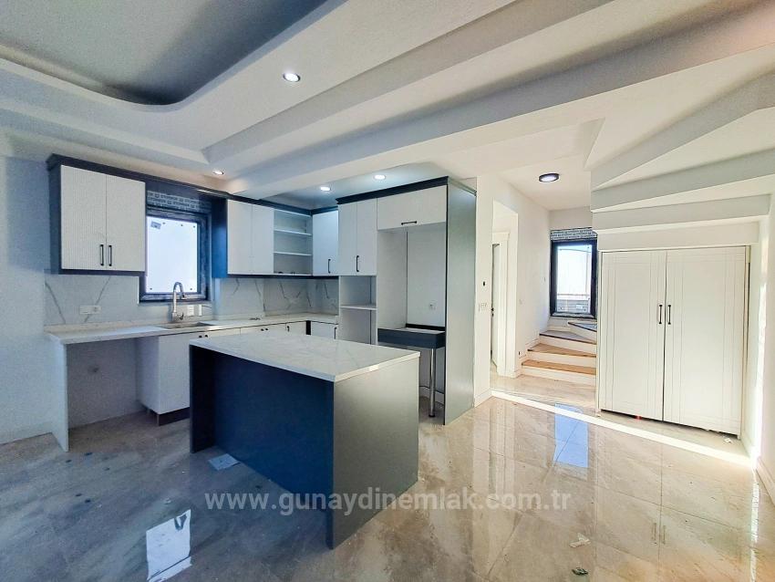 Ortaca Karaburun Mahallesinde 3+1 Kapalı Otoparklı Satılık Lüks Villa