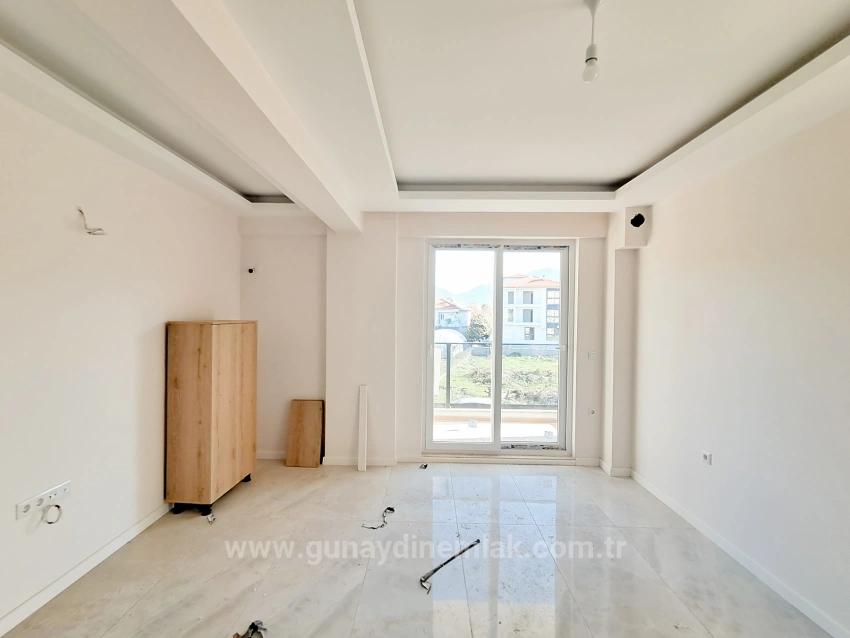 Ortaca Çaylı Mahallesinde 2+1 Havuzlu Satılık Sıfır Daire