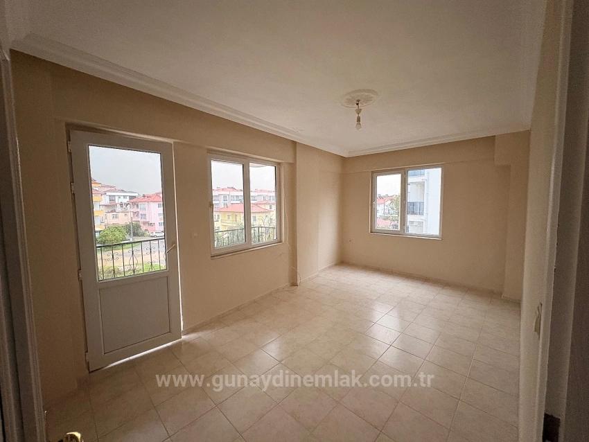 Muğla Ortaca Atatürk Mahallesinde Kapalı Mutfak 2+1 Kiralık Daire