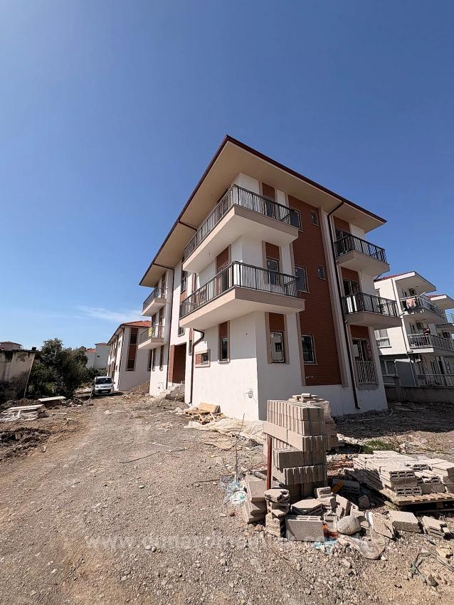 Muğla Ortaca Karaburun Mah. Geniş Havuzlu 1+1 Satılık Daire