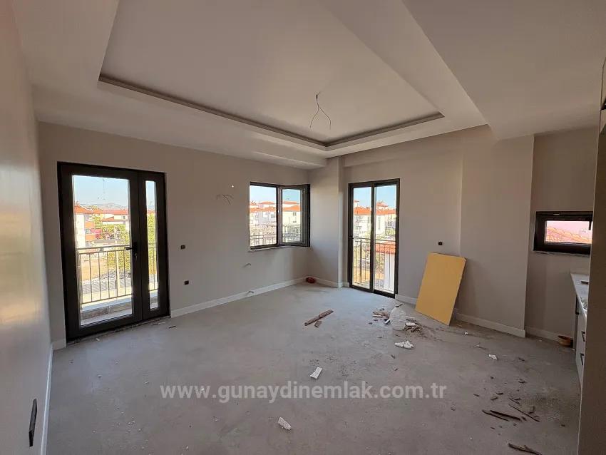 Muğla Ortaca Karaburun Mah. Geniş Havuzlu 1+1 Satılık Daire
