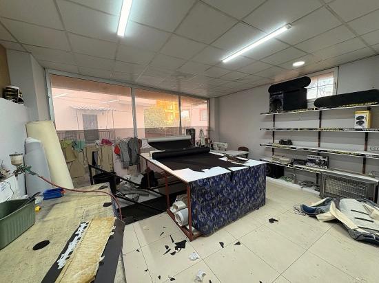 Muğla Ortaca İşlek Cadde Üzerinde 150 M2 Satılık Dükkan