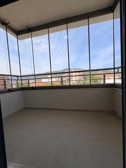 Ortaca Karaburun Mah. Eşyalı Satılık 1+1 Geniş Daire