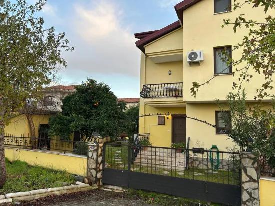 Dalyan Gülpınar Mah. Satılık Havuzlu 5+1 Tripleks Müstakil Villa
