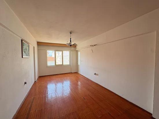 Merkezi Konumda Kapalı Mutfak 2+1 Daire - Kiralık