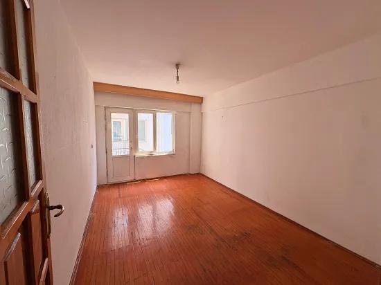 Merkezi Konumda Kapalı Mutfak 2+1 Daire - Kiralık